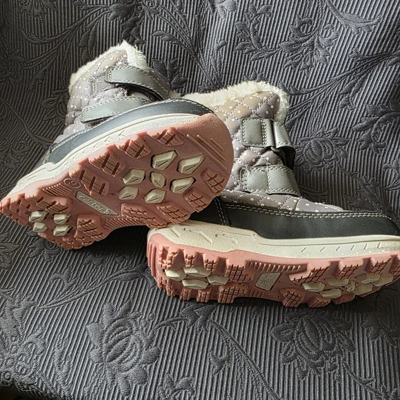 Carter's Quilted Polka Dot Boots - Black and Cream - Picture 3 of 3